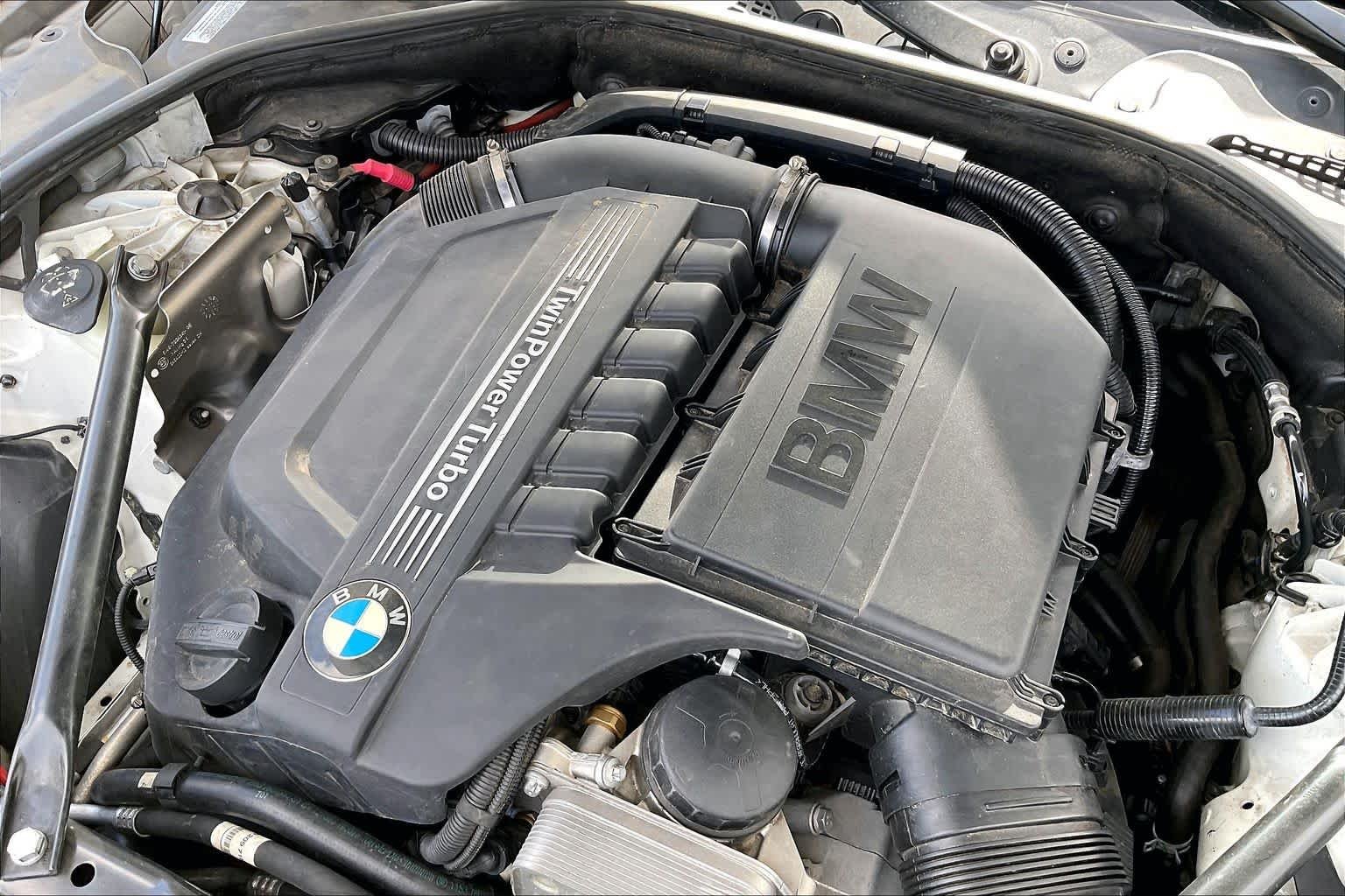 Used 2014 Alpine White BMW 535i image 30