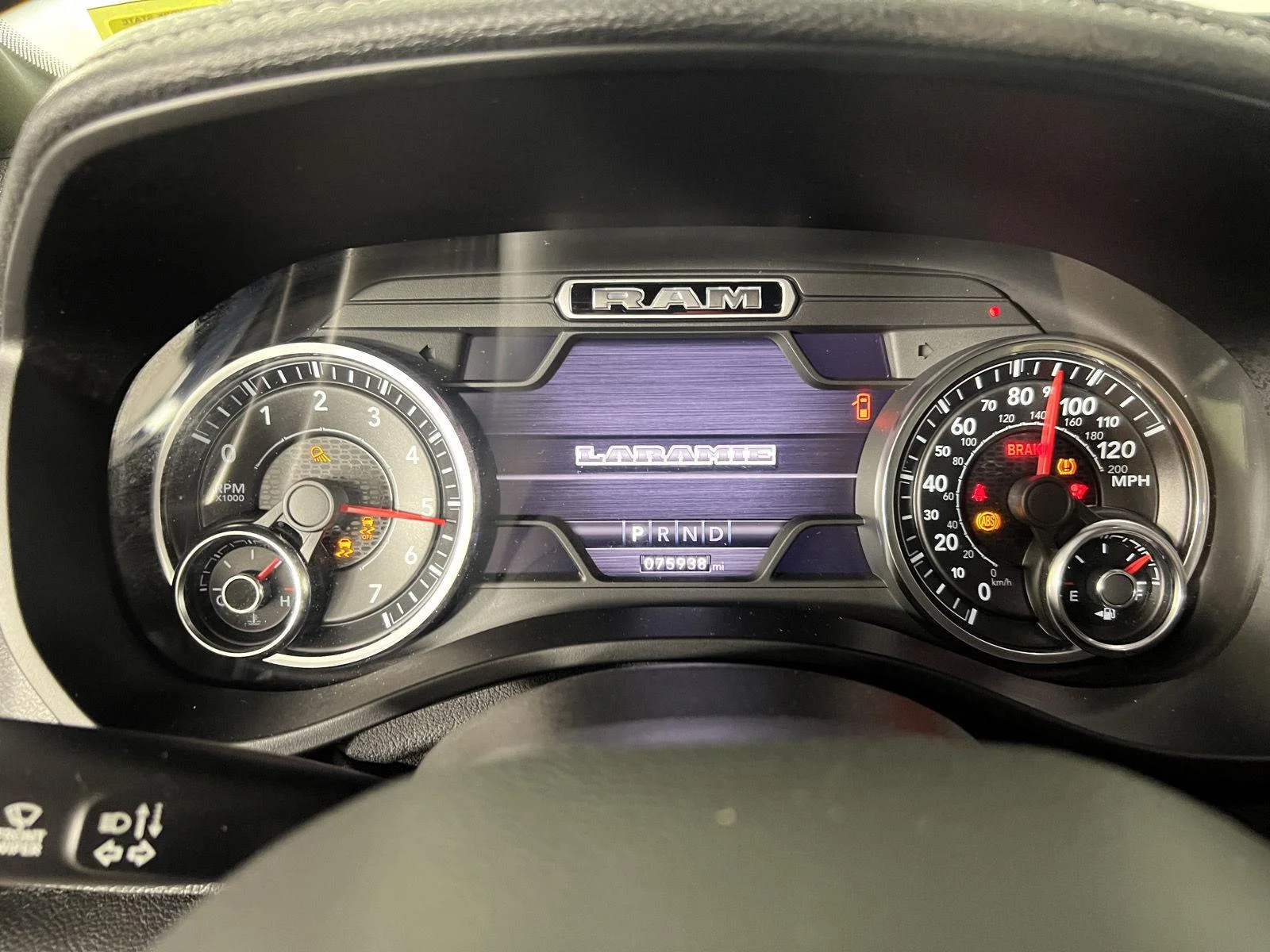 Used 2020 Patriot Blue Pearlcoat Ram Laramie image 20