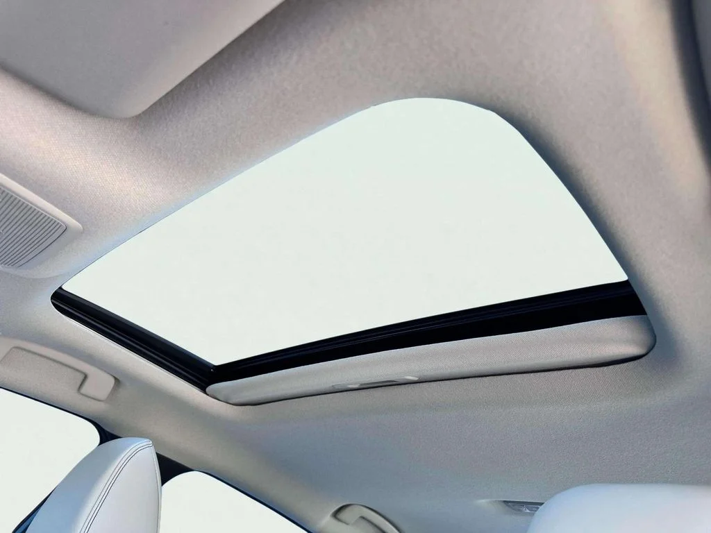 New 2026 Atlantic Gray Metallic Nissan SL image 19