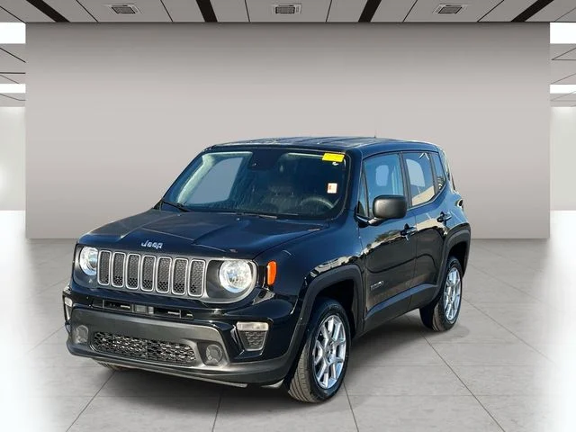 Used 2023 Black Jeep Latitude image 8