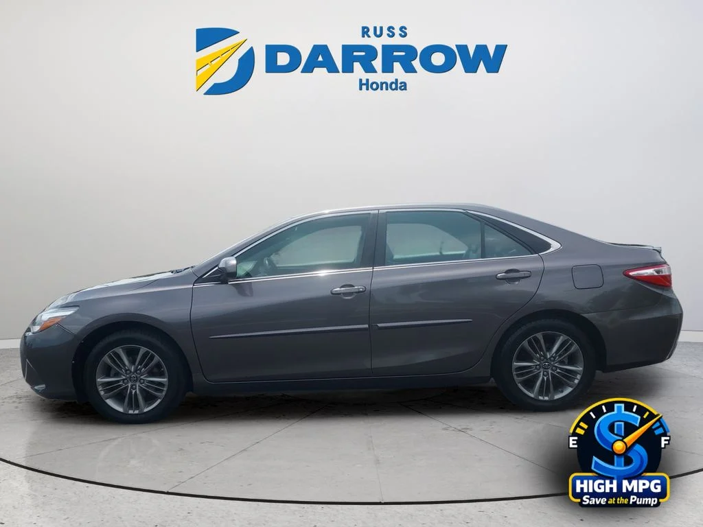 Used 2016 Gray Toyota SE image 2
