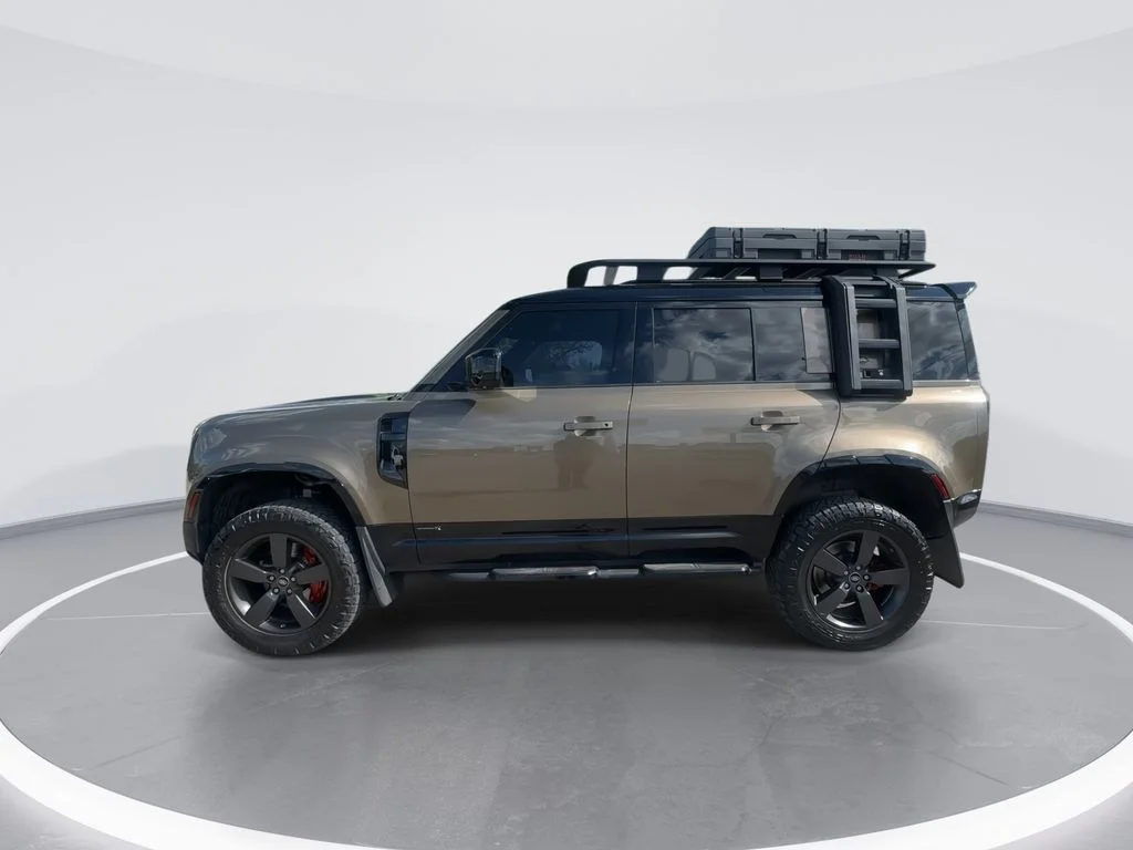 Used 2020  Land Rover X image 5