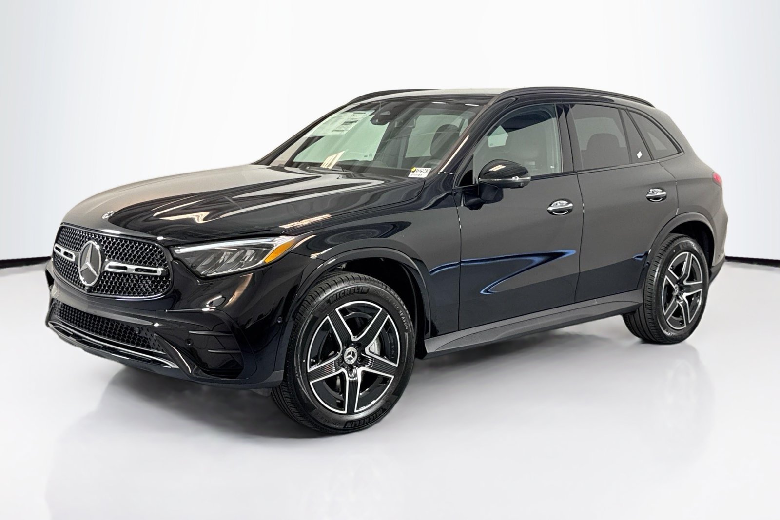 New 2026 Black Mercedes-Benz GLC 300 image 1