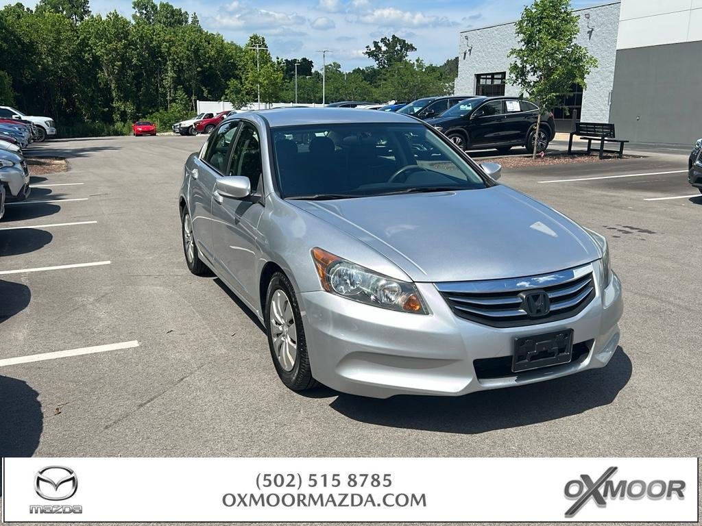 2012 Honda Accord LX Auto's photo