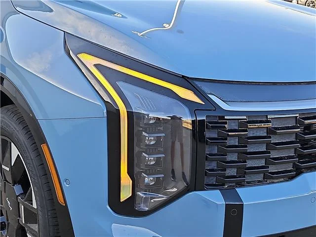 New 2027 Heritage Blue KIA SX-Prestige All-Wheel Drive image 6
