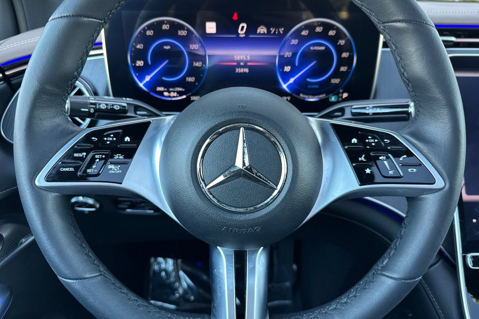 Certified Used 2023 White/off-white Mercedes-Benz 350+ SUV image 22