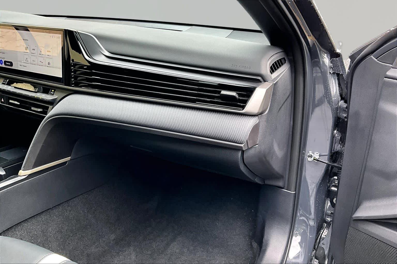 Used 2025 Underground Toyota SE image 19