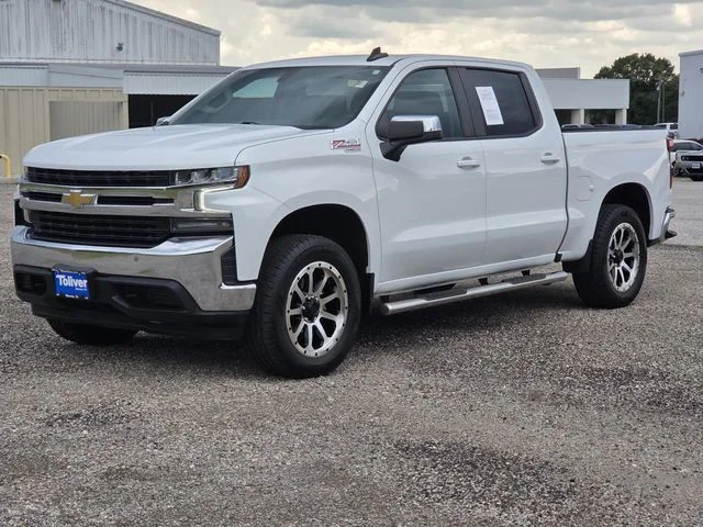 Used 2021 White Chevrolet LT image 4