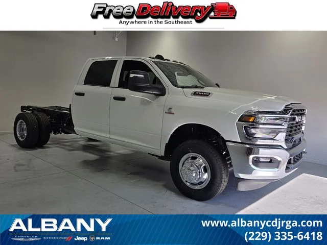 2026 RAM 3500 Tradesman 4X4 Crew Cab's photo