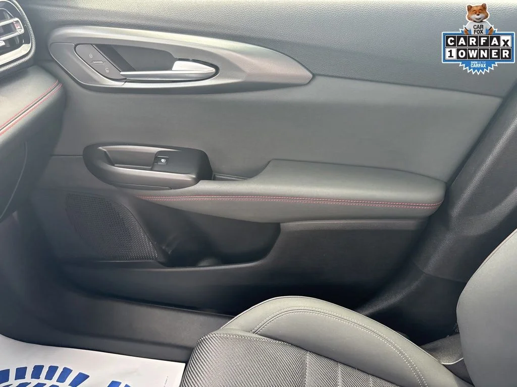 Used 2024  Dodge GT image 25