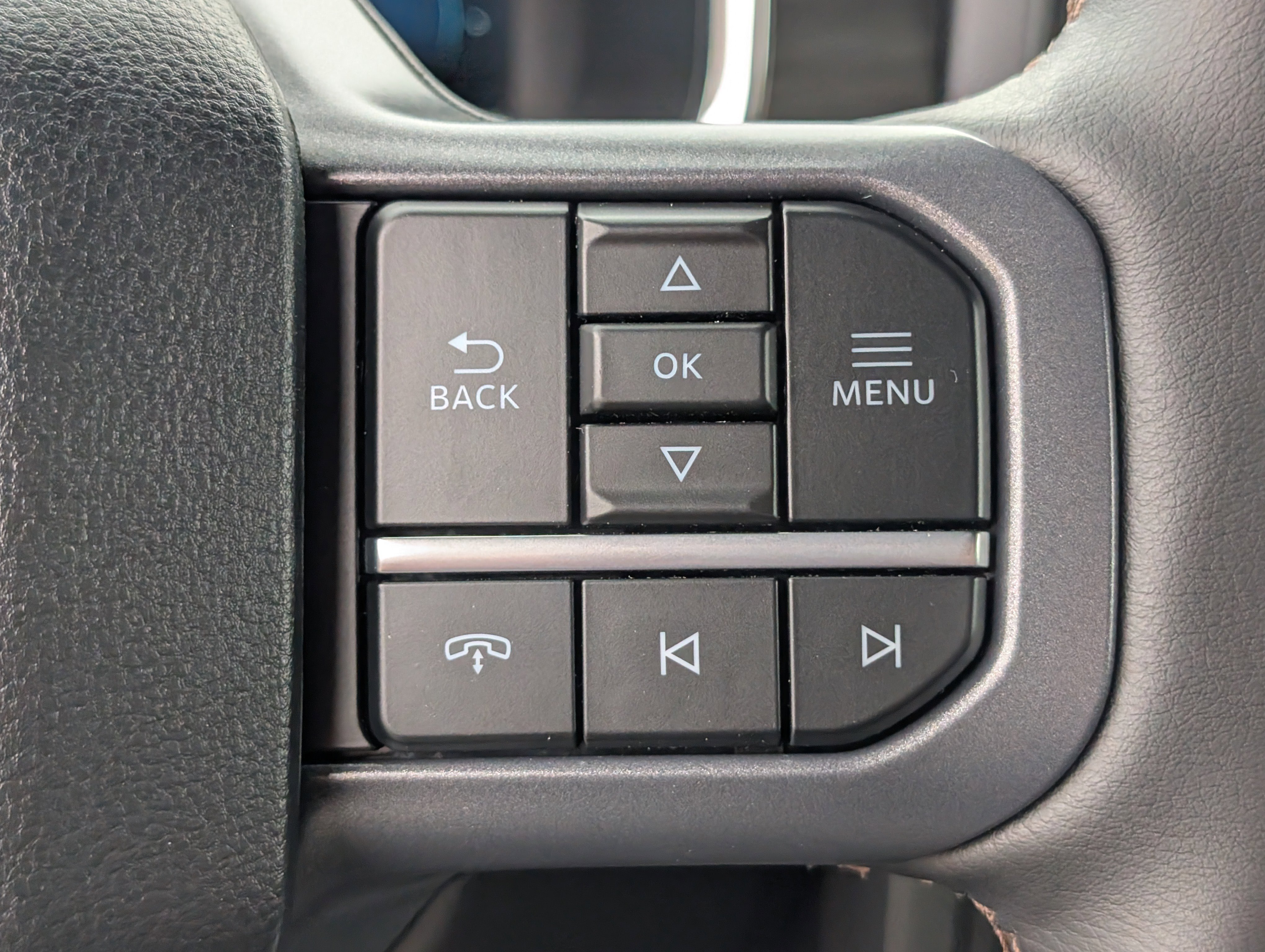 New 2026 Oxford White FORD Lariat® image 20