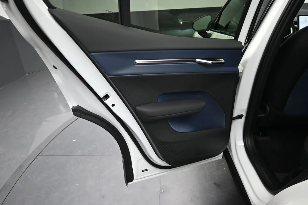 New 2026 Crystal White Volvo Twin Motor Performance Plus image 12