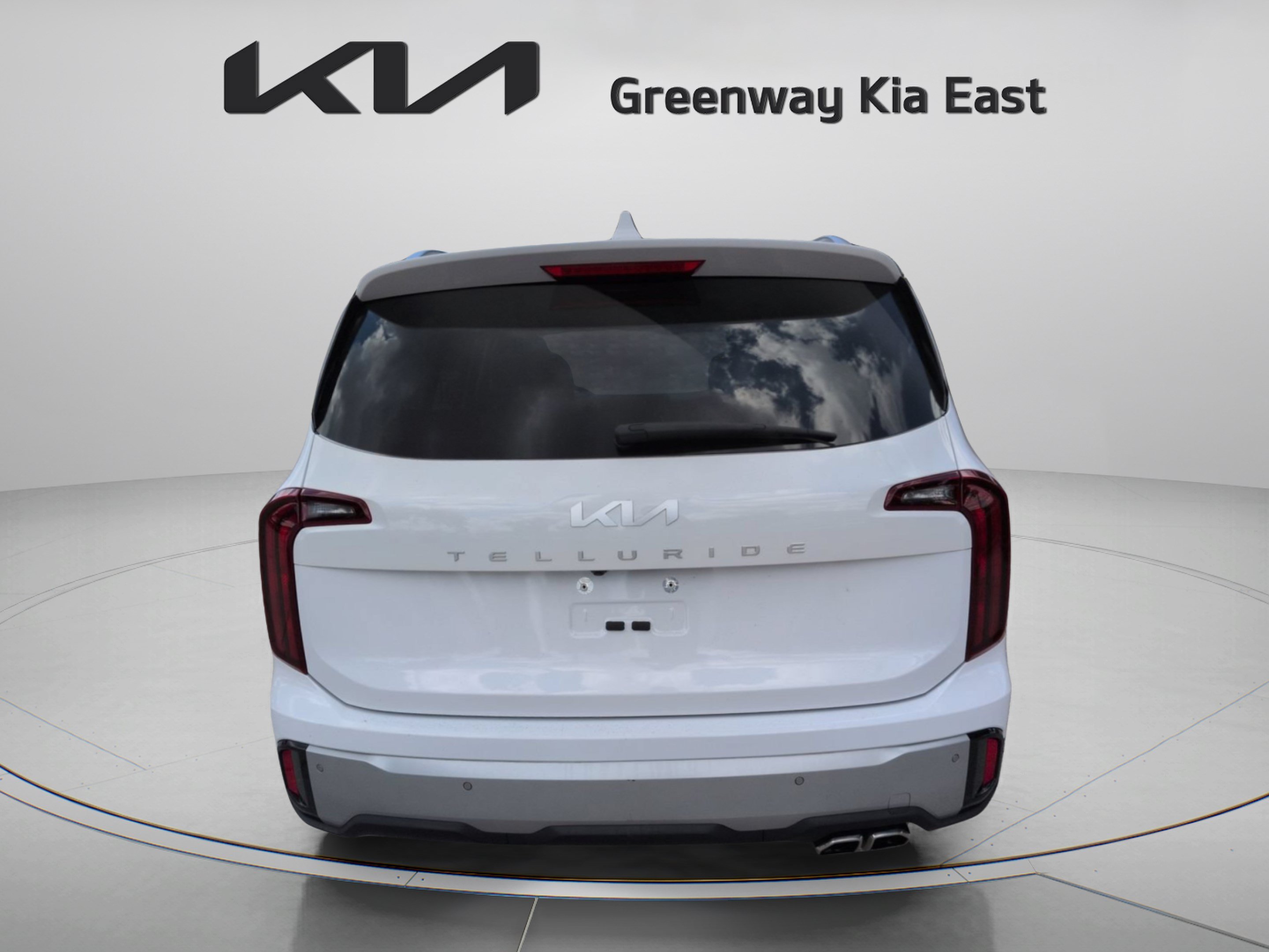 Certified Used 2024 Glacial White Pearl Kia S image 7