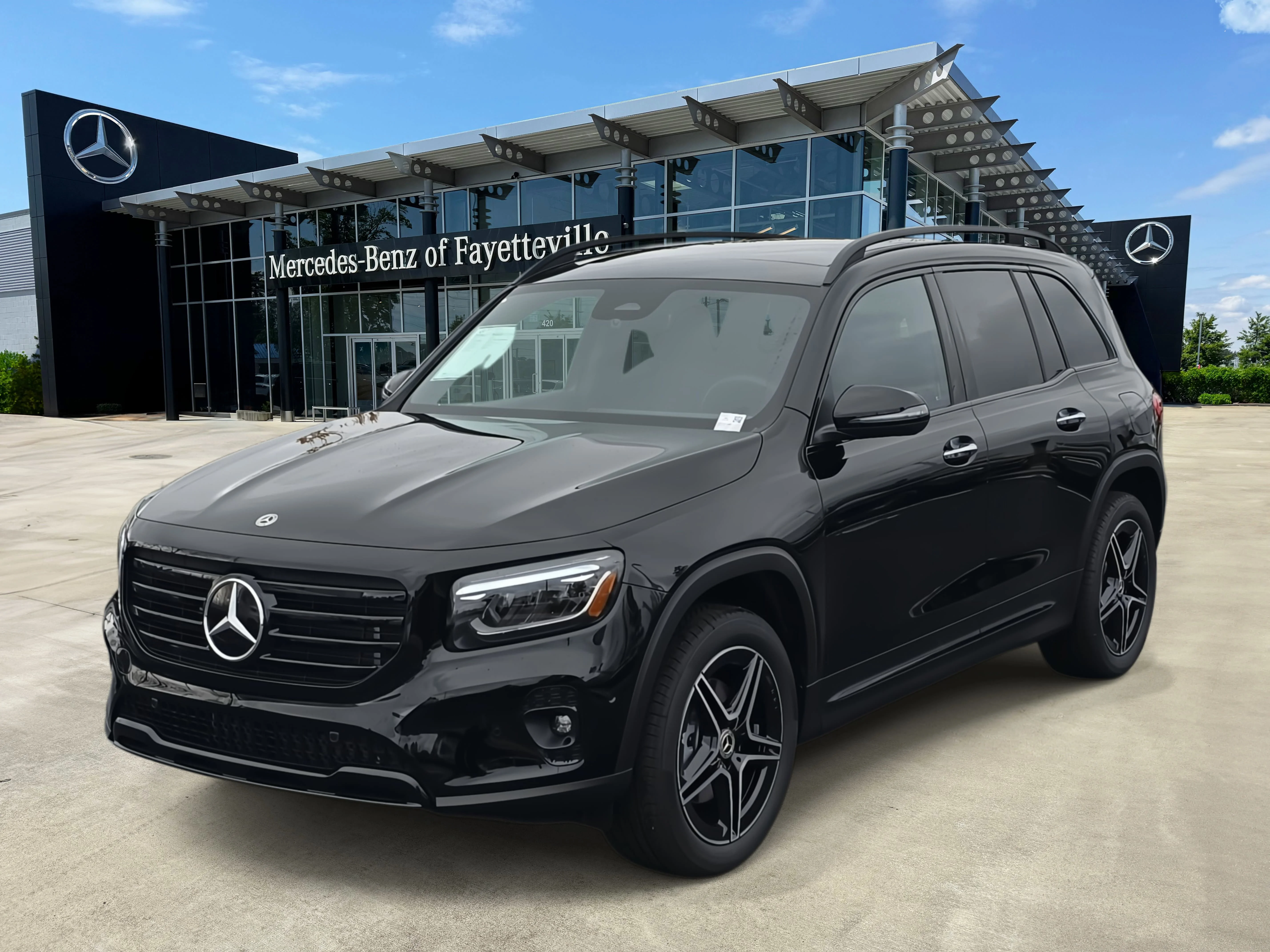 2026 Mercedes-Benz GLB GLB 250's photo