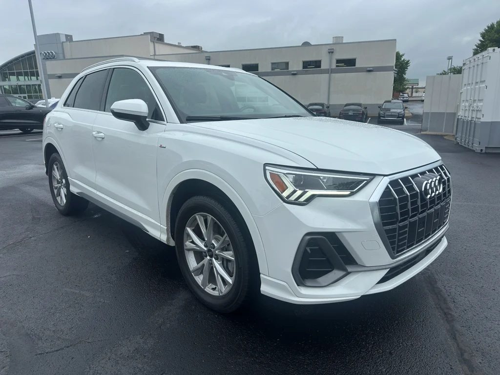 Used 2023 Ibis White Audi S line Premium image 3