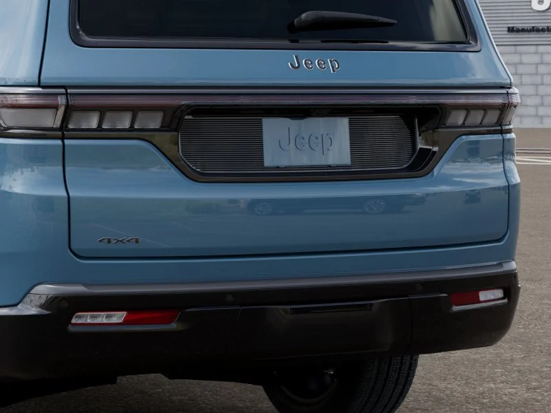 New 2026 Steel Blue Exterior Paint Jeep Grand Wagoneer image 13