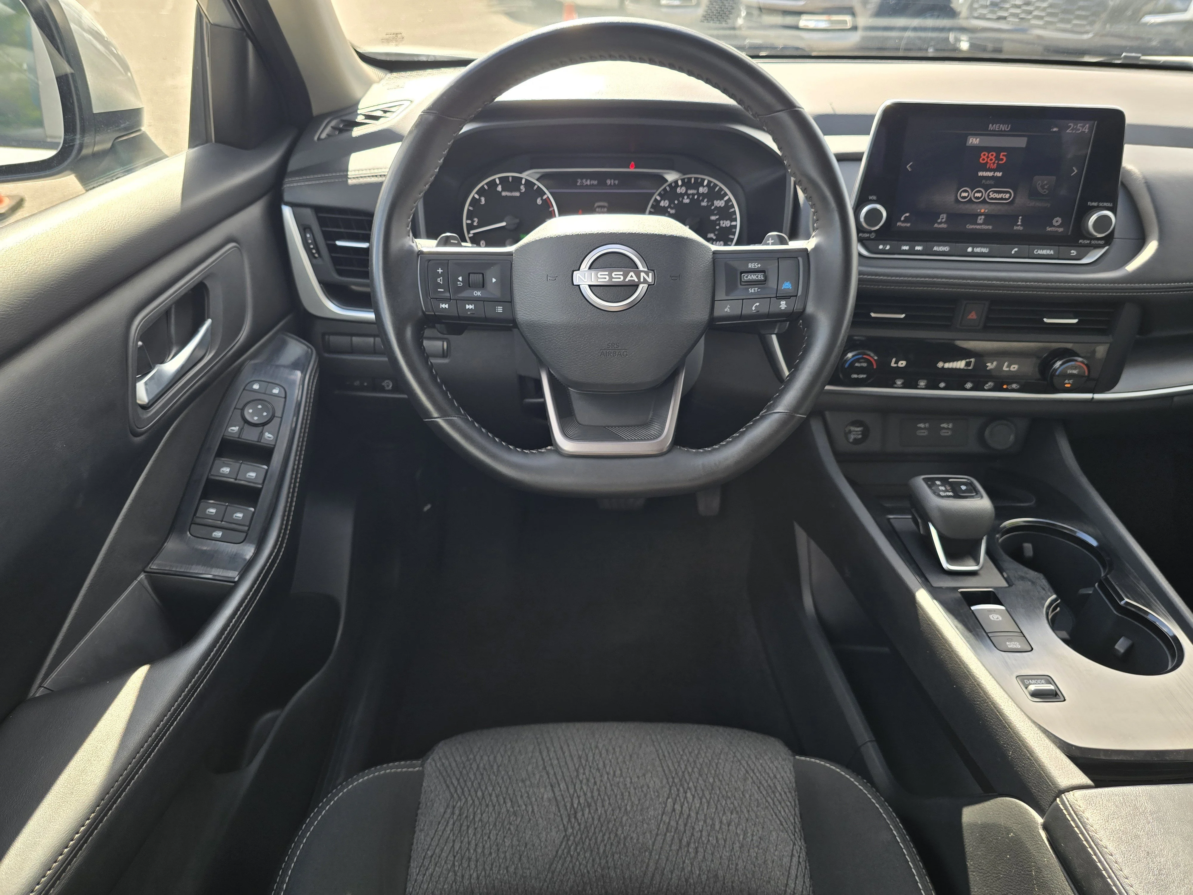 Certified Used 2025 Brilliant Silver Metallic Nissan SV image 14