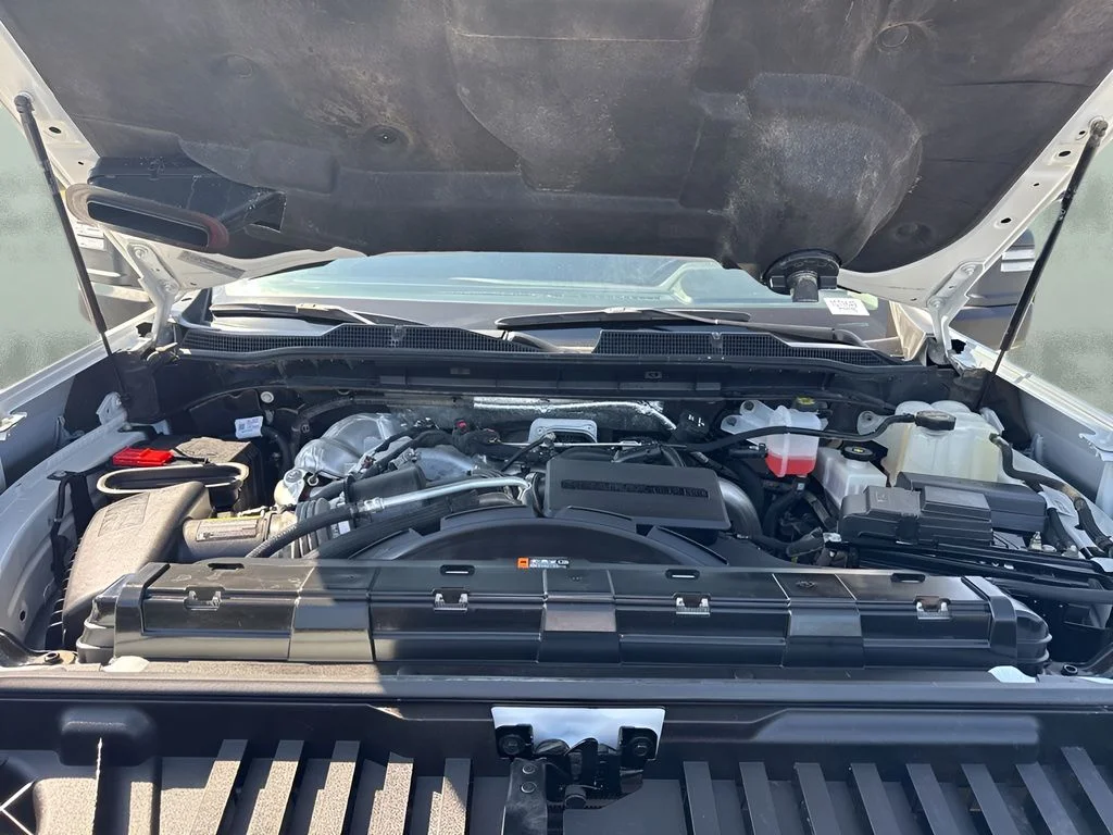 Used 2024 White Chevrolet LT image 30