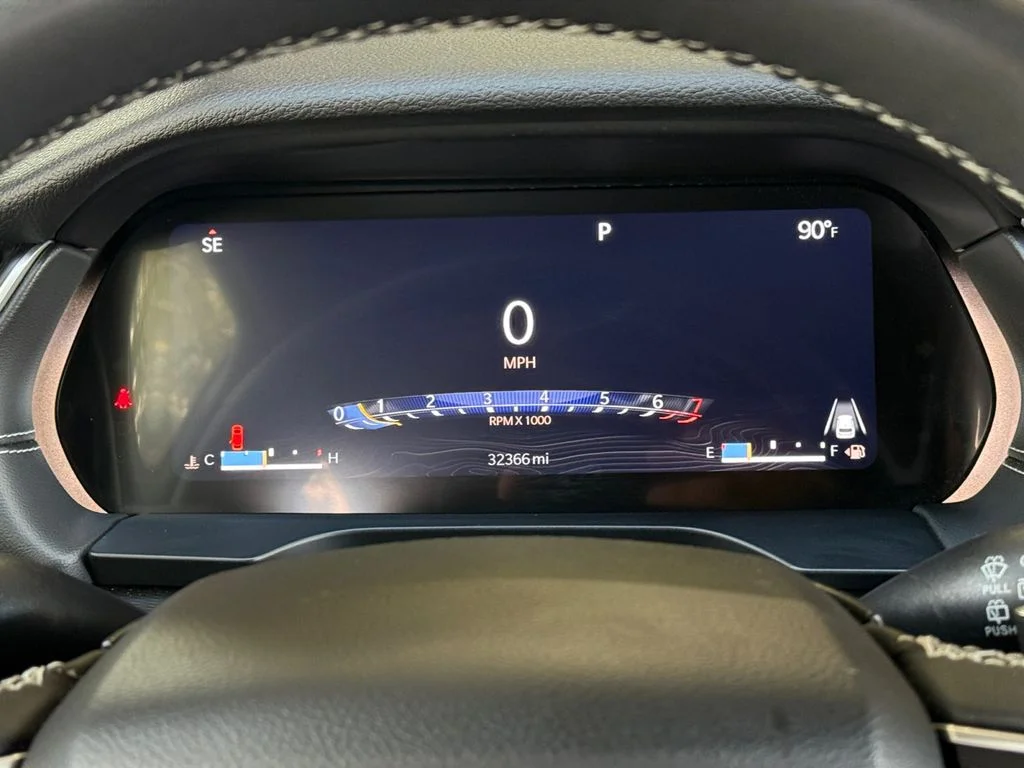 Used 2023 Gray Jeep Altitude X image 14