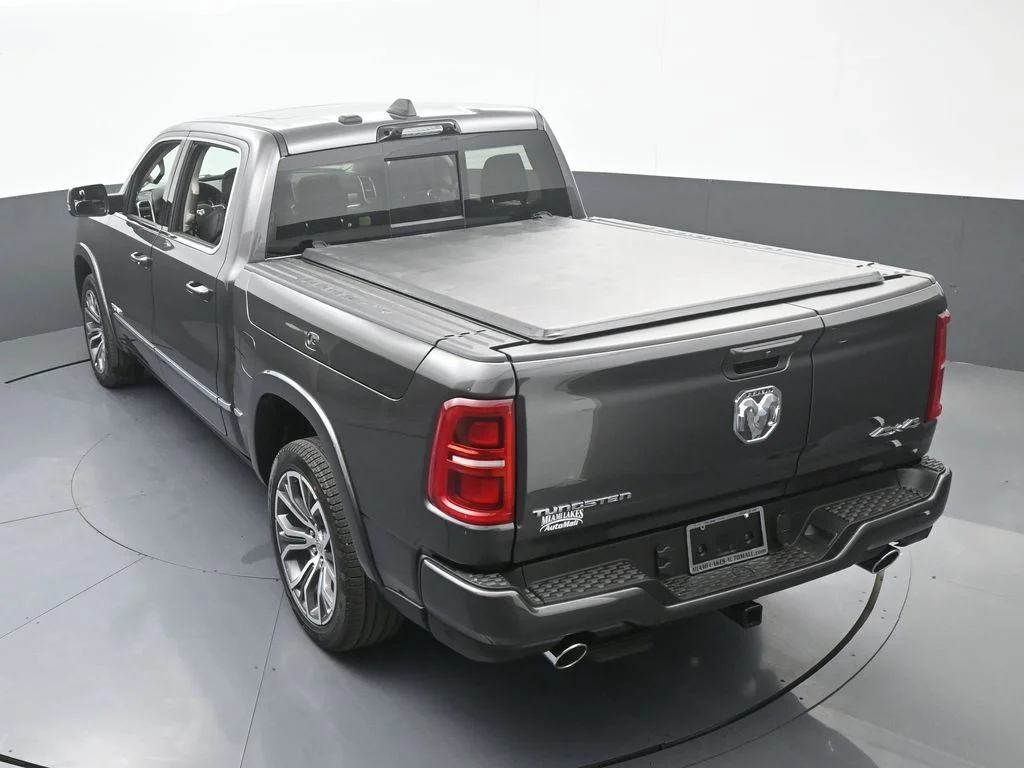 New 2026 Granite Crystal Metallic Clear-Coat Exterior Paint RAM Tungsten image 55