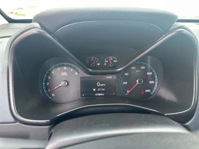 Used 2022 Black Chevrolet Z71 image 8