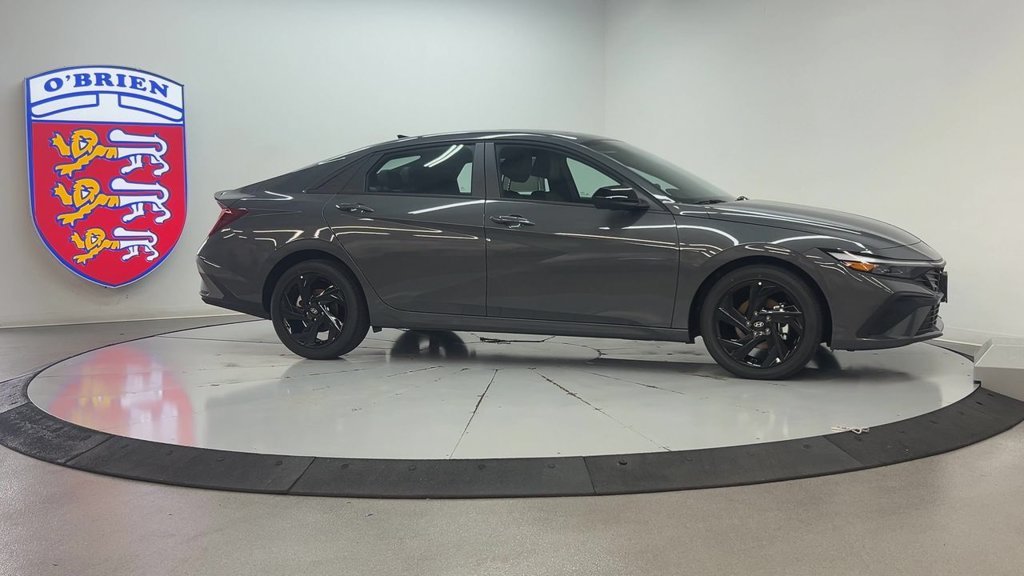 Used 2026 Gray Hyundai SEL Sport Plus image 8