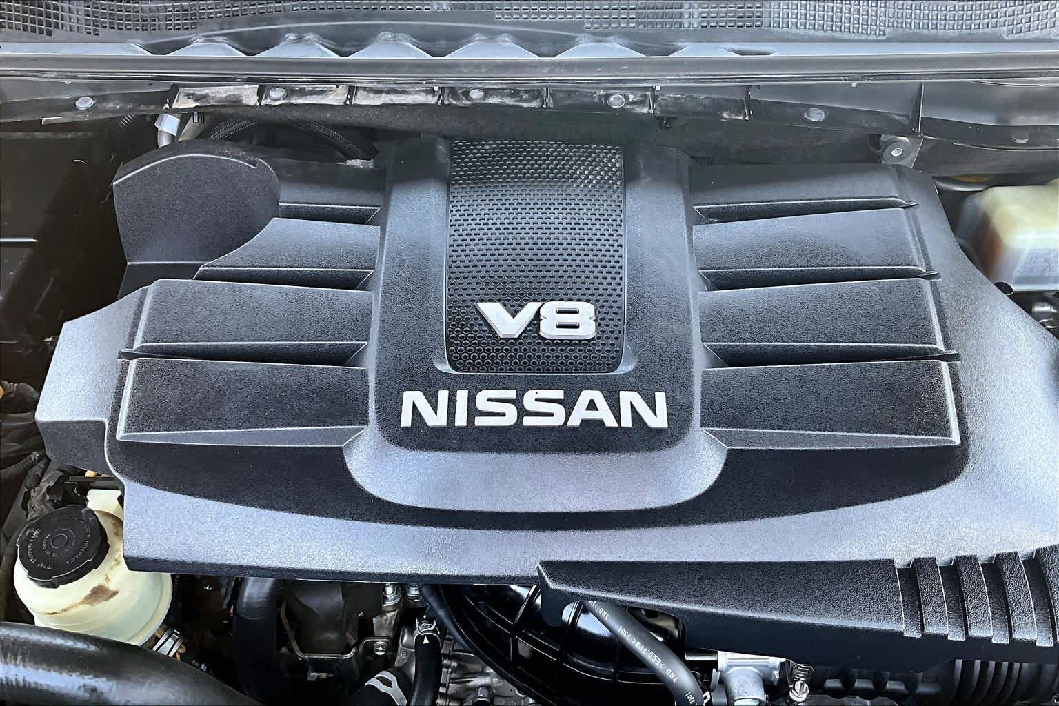 Used 2018 Brilliant Silver Nissan SV image 32