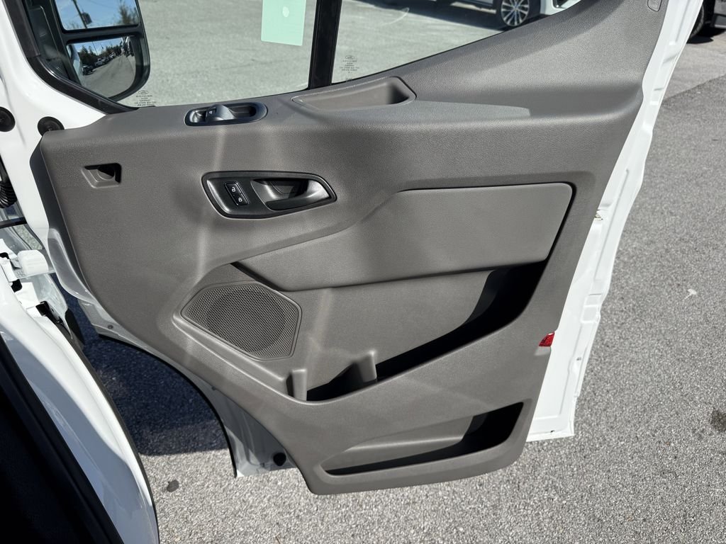 2025 Ford Transit Van Base - Photo 27