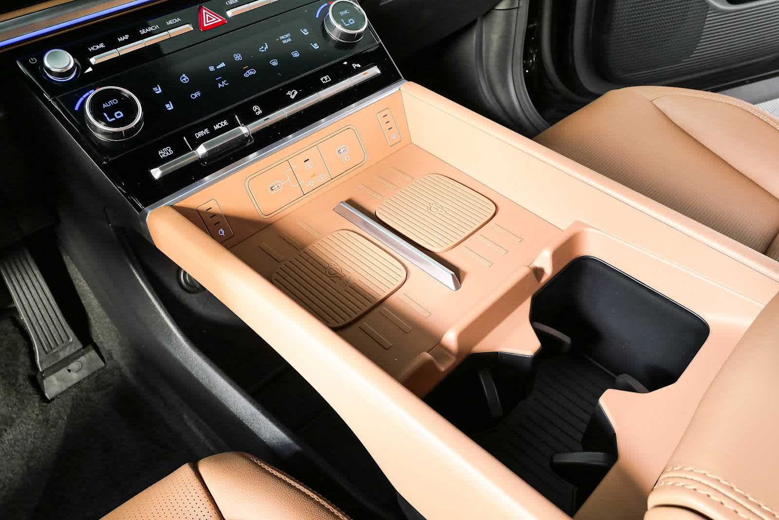 New 2026 Phantom Black Hyundai Limited FWD image 29