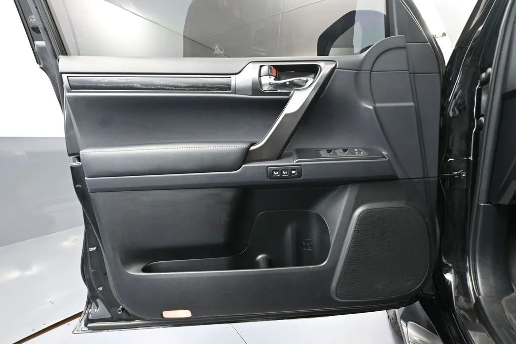 2023 Lexus GX Base - Photo 19