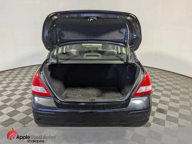 Used 2009 Black Nissan 1.8 S image 5