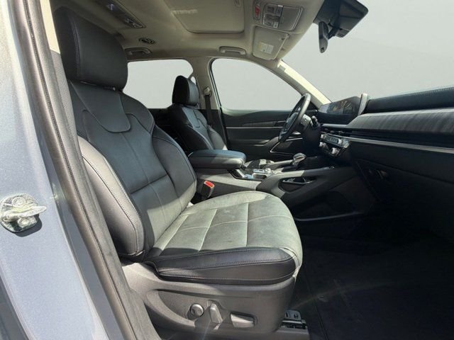 New 2025 Silver Kia SX image 23