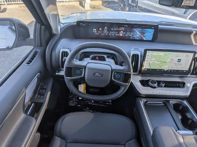 New 2026 Oxford White Ford Active image 36