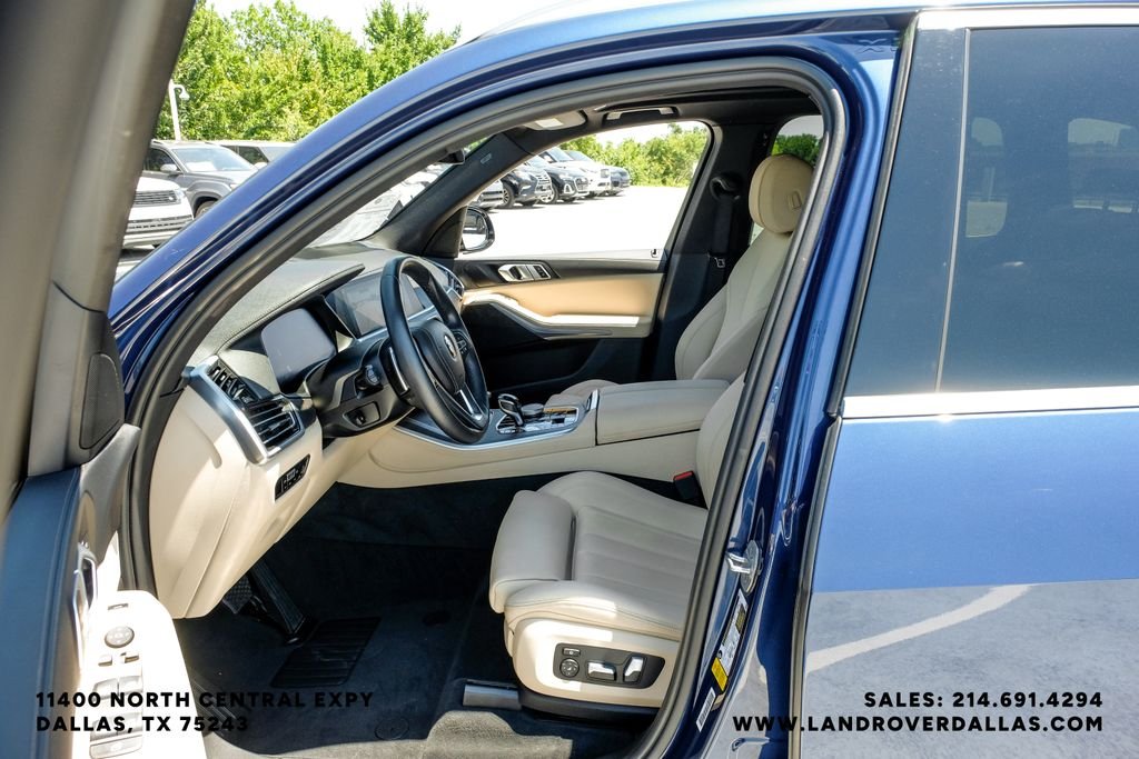 Used 2022 Blue Metallic BMW sDrive40i image 37