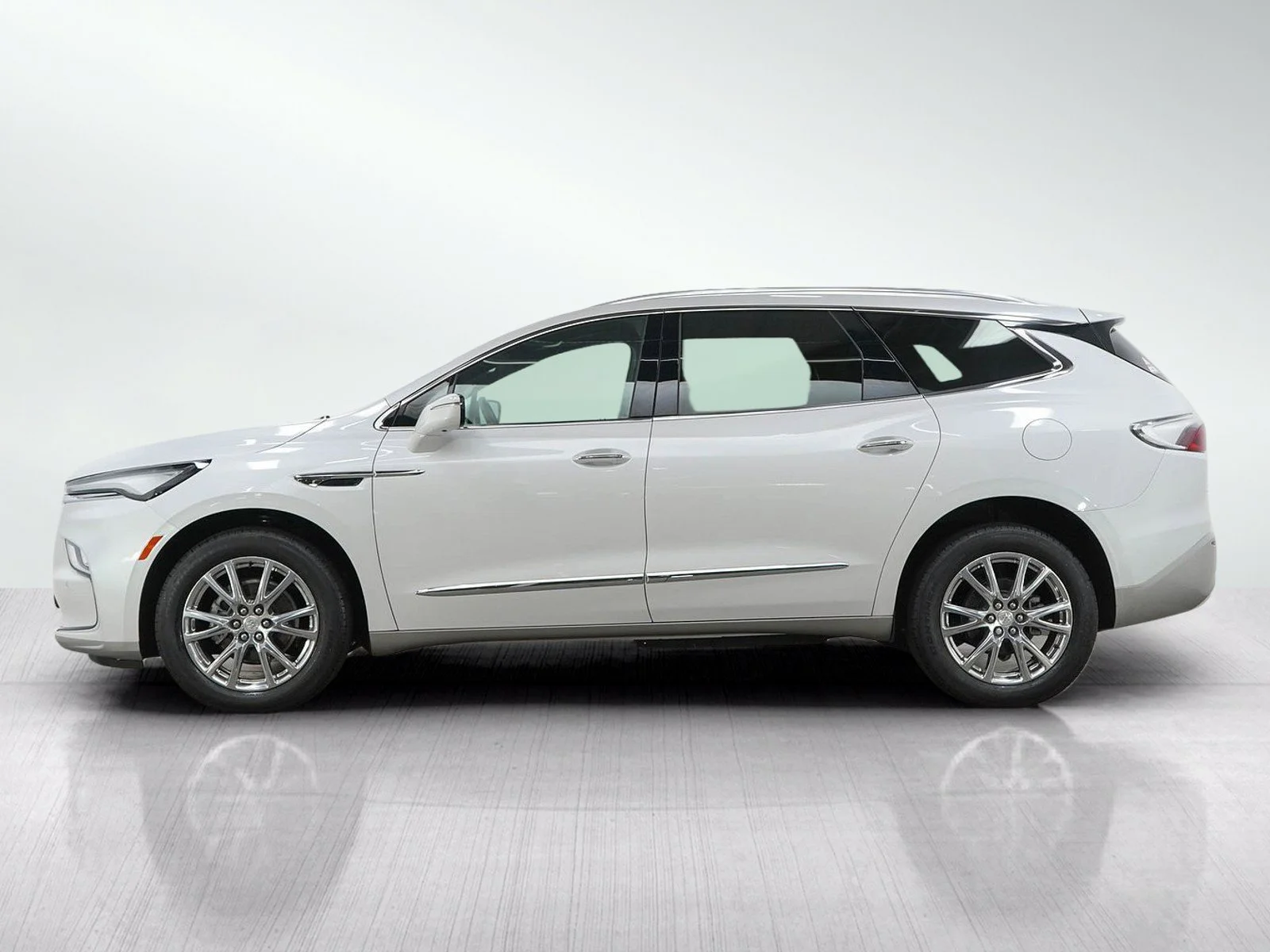 Used 2022 Buick Enclave Premium with VIN 5GAEVBKW9NJ190128 for sale in Bloomington, Minnesota