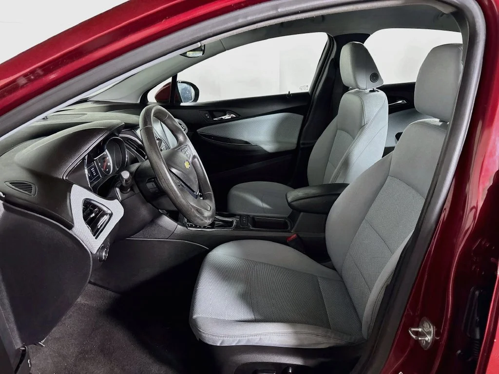 Used 2019 Red Chevrolet LT image 11