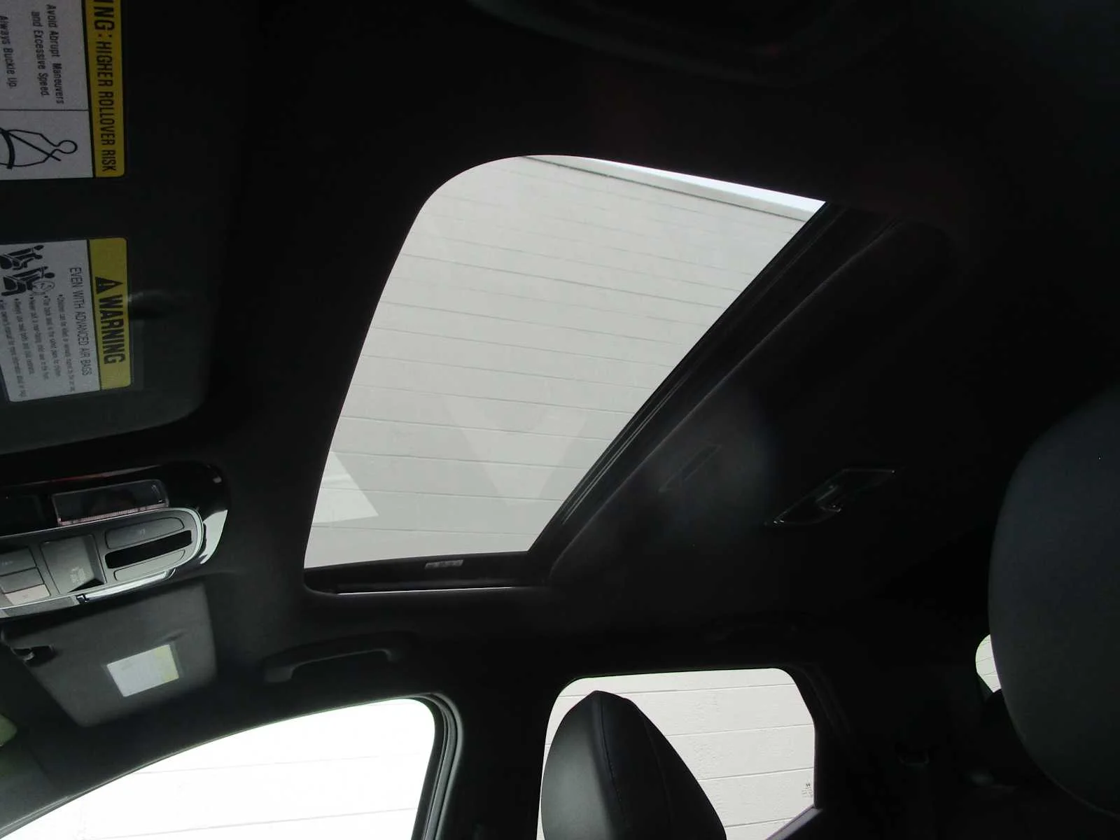 Used 2024 Hampton Gray Hyundai Limited image 15