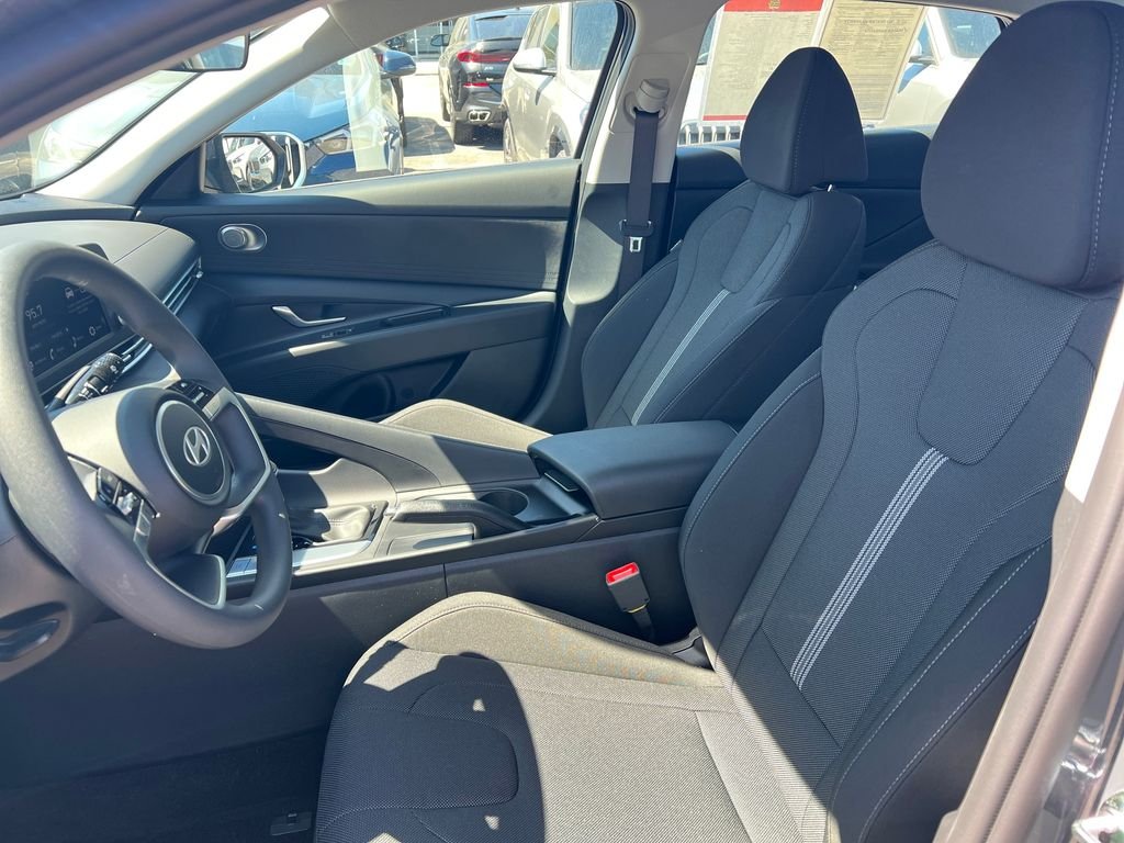 Used 2026 Gray Hyundai SE image 8