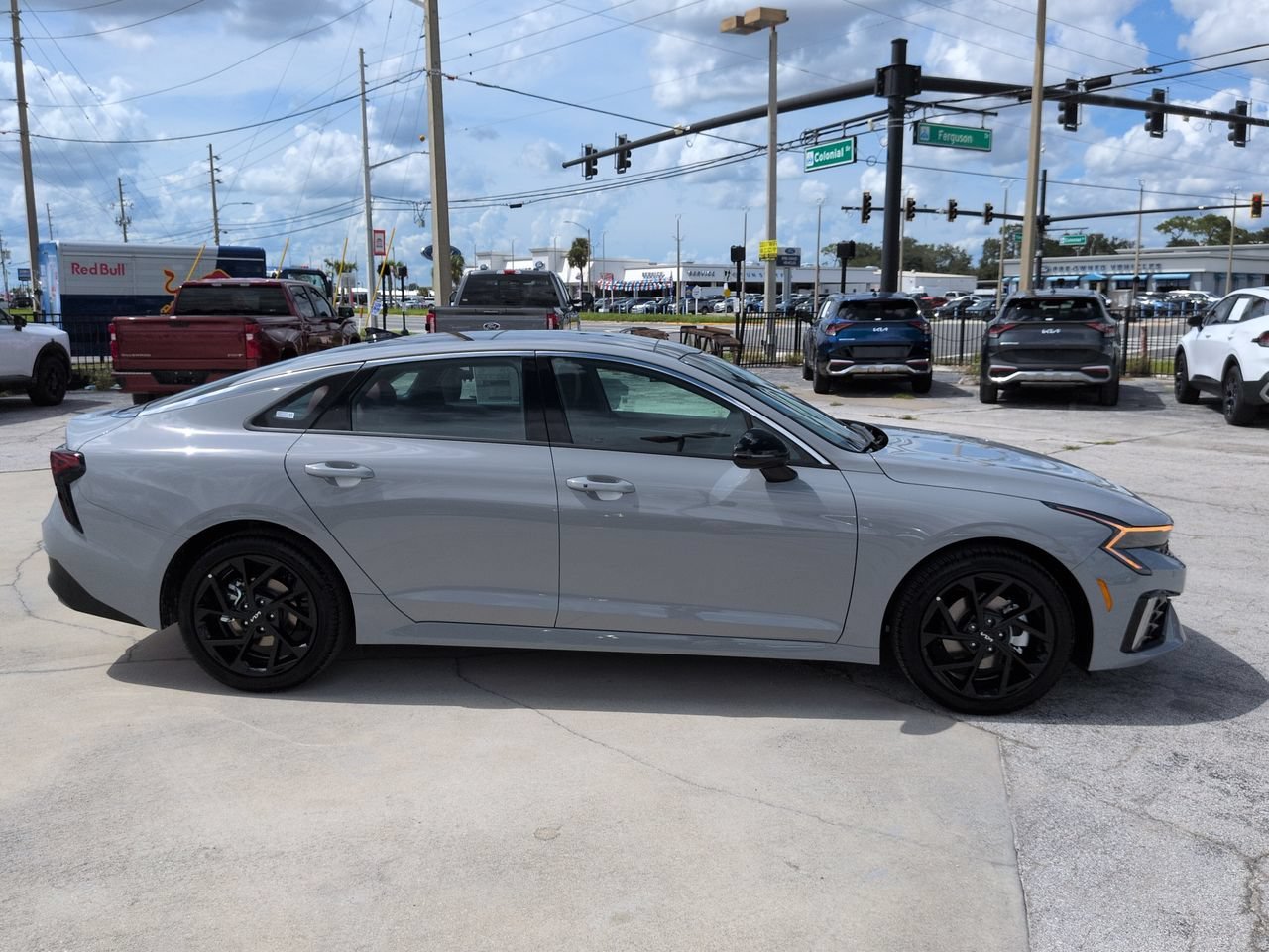 New 2027 Wolf Gray Kia GT-Line image 3