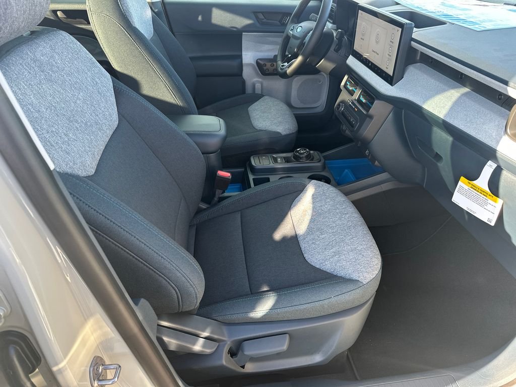 New 2025 Desert Sand Ford XLT image 13