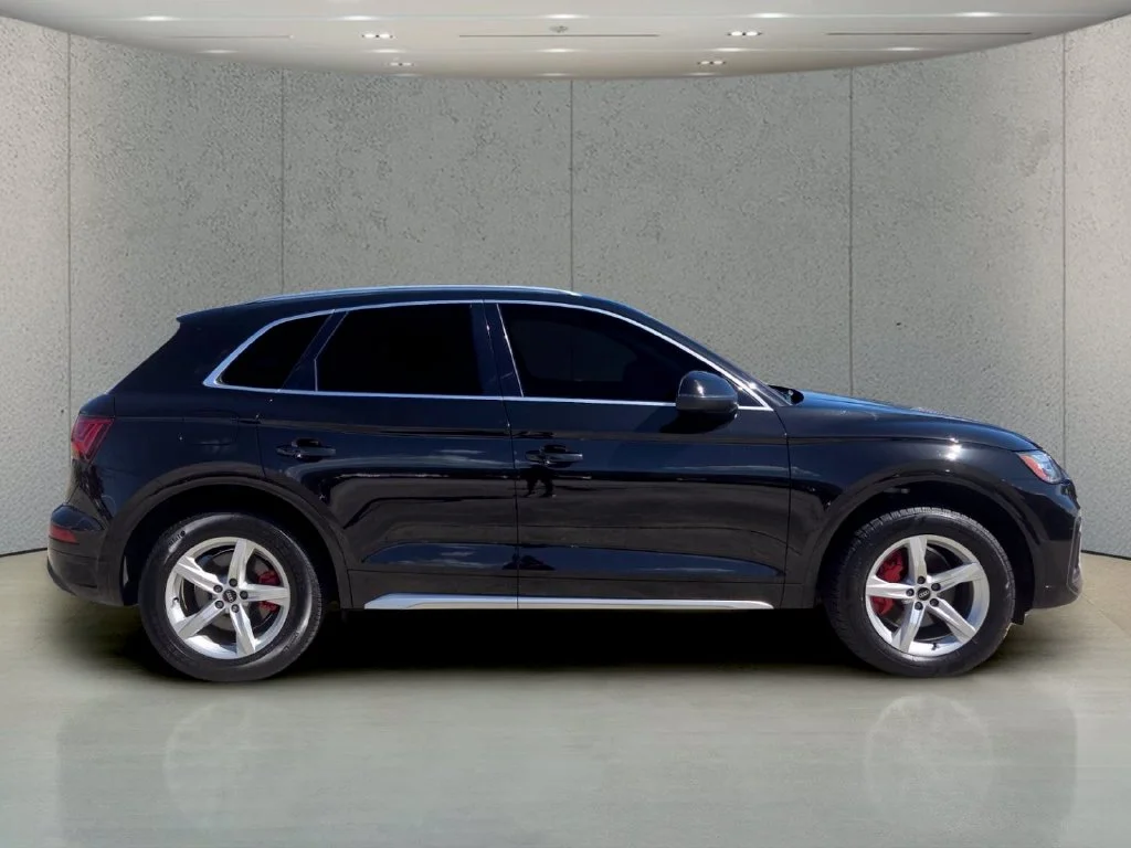 Used 2023 Black Audi 40 Premium image 6
