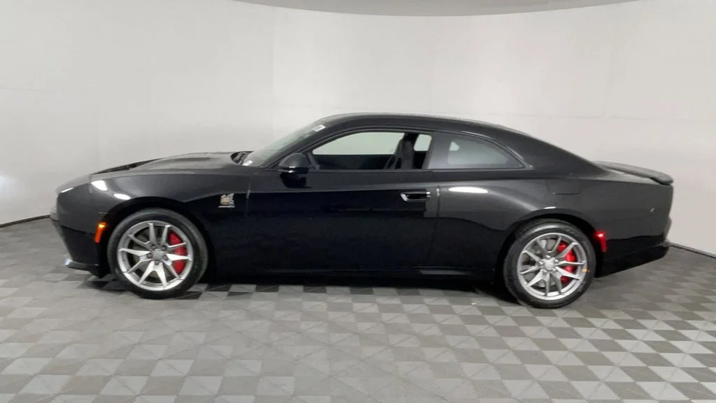 2025 Dodge Charger Daytona Scat Pack - Photo 7