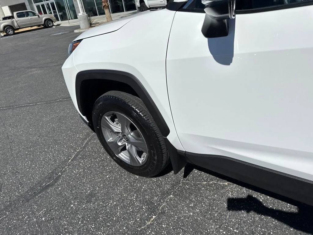 Used 2025 White Toyota XLE image 10