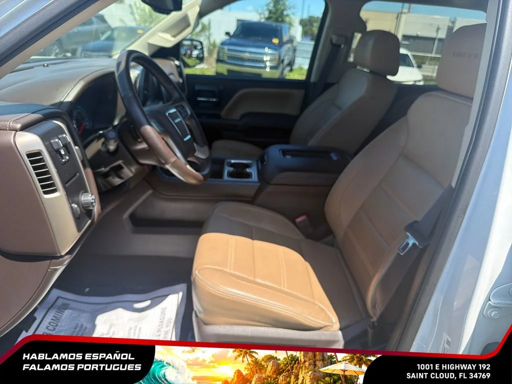Used 2017 WHITE FROST TRICOAT GMC Denali image 12