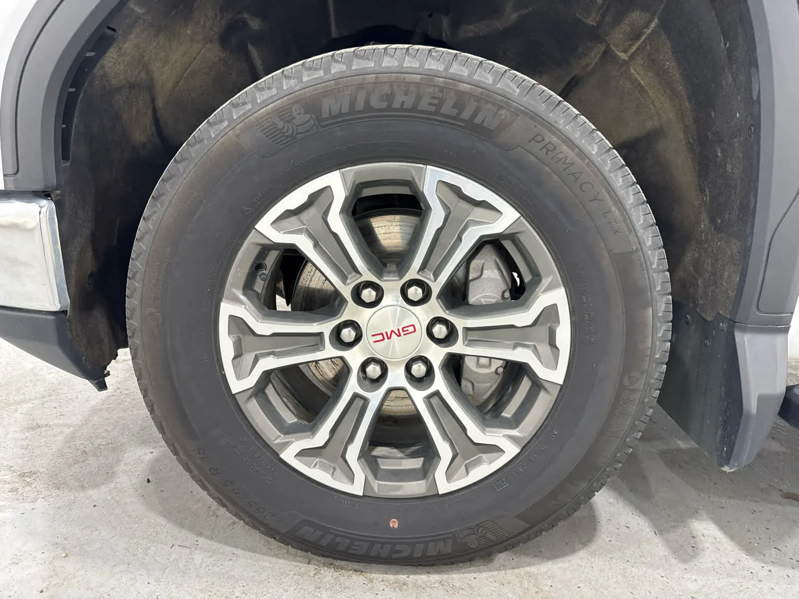 Certified Used 2024 Summit White GMC SLT image 10