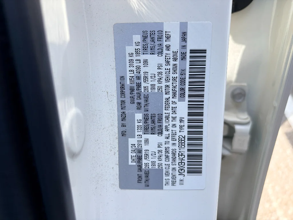 Used 2024 Rhodium White Premium Mazda Preferred image 34