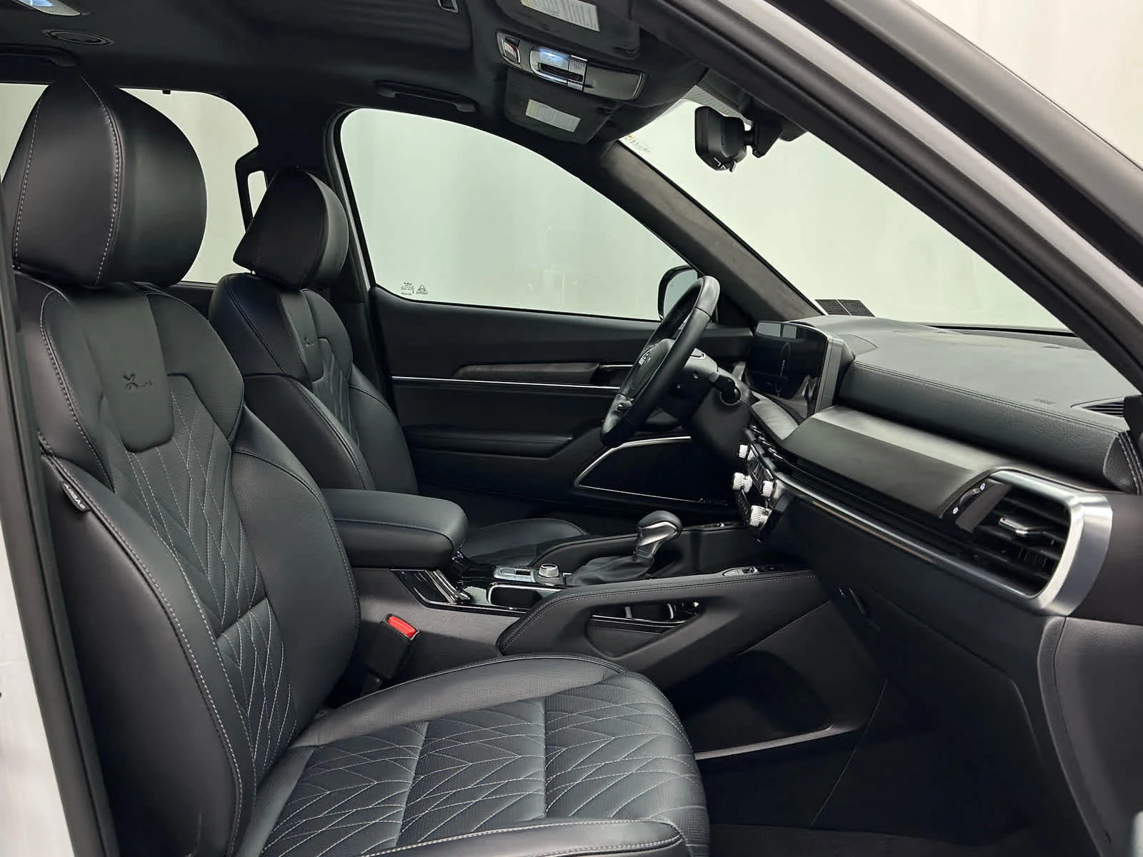 Used 2025 BLACK Kia SX-Prestige X-Line image 19