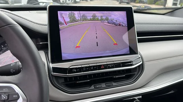Used 2024 Gray Jeep Limited image 18