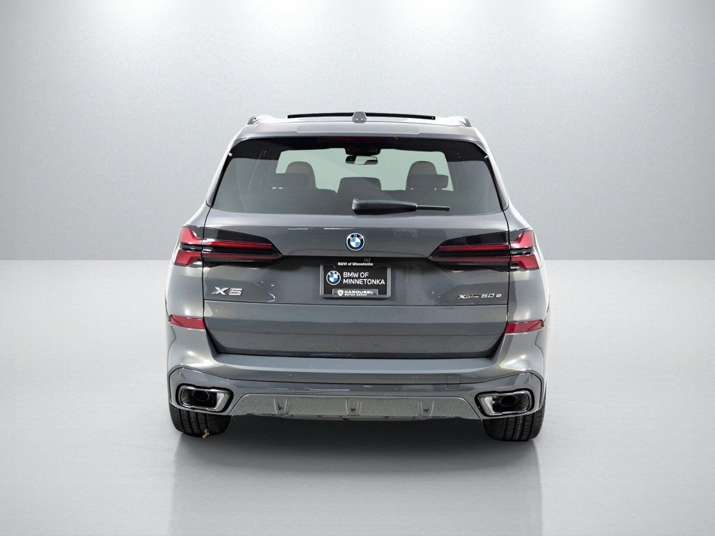 Certified Used 2026 Dravit Grey Metallic BMW xDrive50e image 12