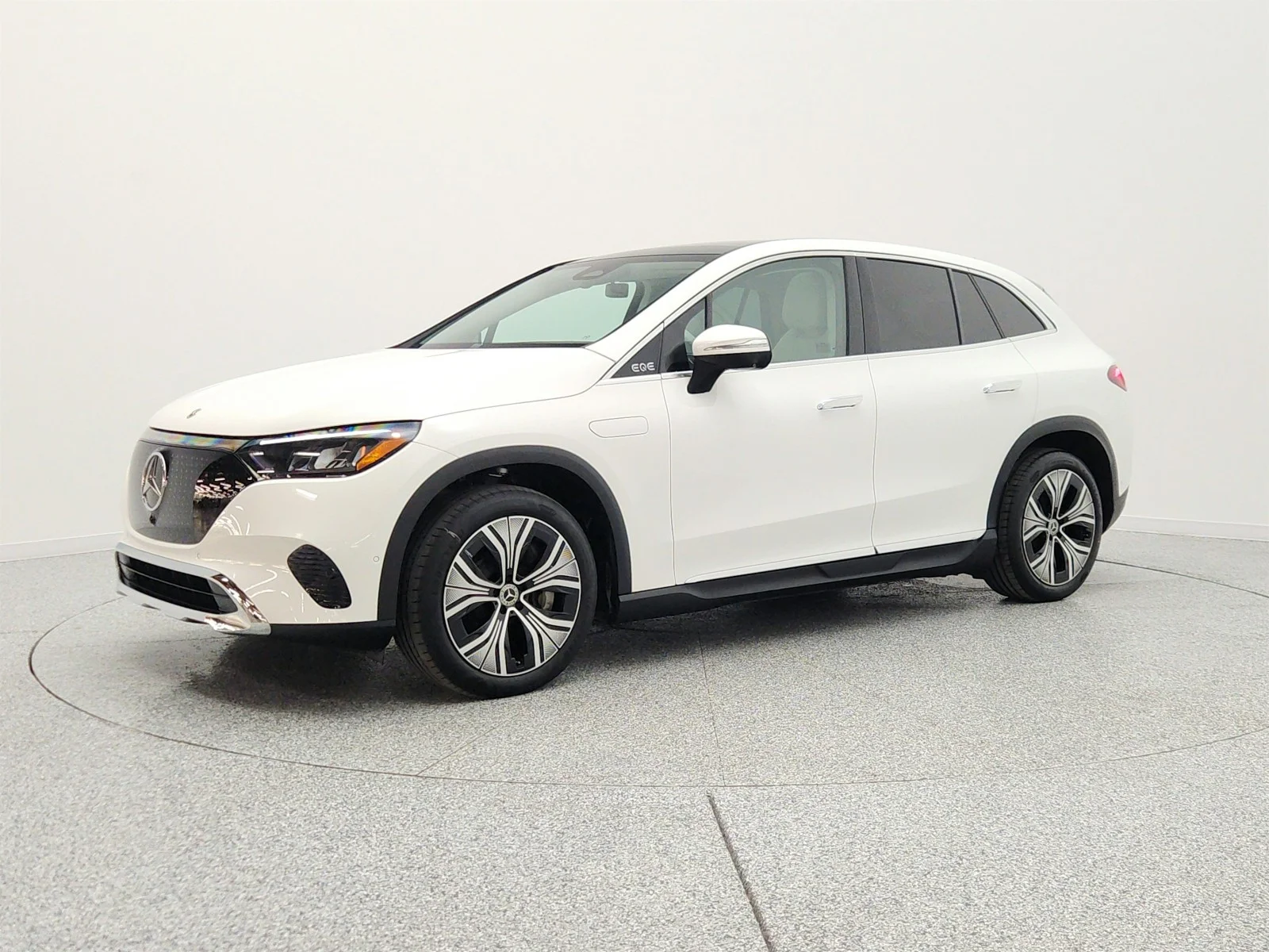 2023 Mercedes-Benz EQE SUV EQE 350 4MATIC's photo